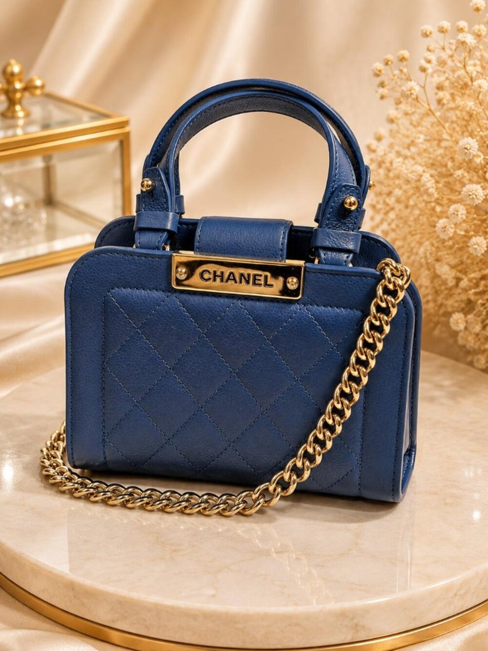 Authentic Chanel Small Quilted Top Handle Vanity Case Leather Chain Crossbody